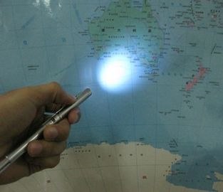 قلم ليزر أحمر مؤشر 4 في 1 650nm المزود