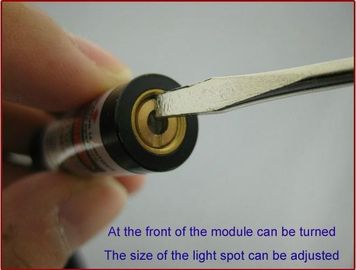 780nm 200mw IR Dot Laser Module لجهازات المواءمة والتطبيقات الطبية المزود