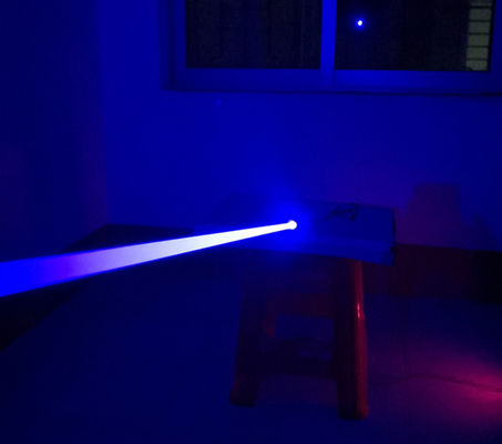 وحدة ليزر 12 فولت 450nm 1.6W Blue Thick Beam Laser مع تعديل TTL للضوء المسرحي بالليزر المزود